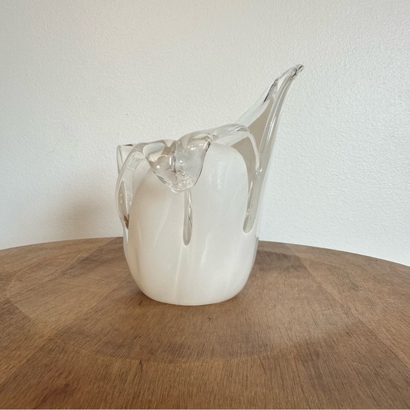 Murano Style White and Clear Tulip Vase Votive Candle Holder  Handmade in Italy - Picture 4 of 14
